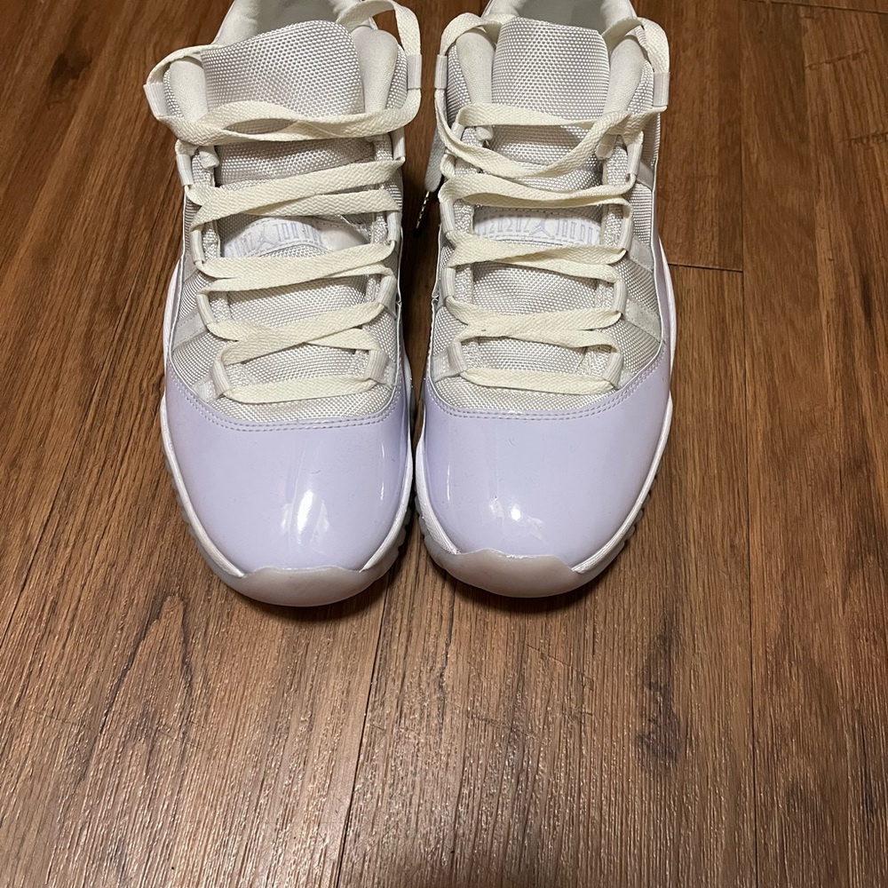 COPY - Jordan 11 pure violet